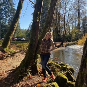 Meet your Posher, Heba